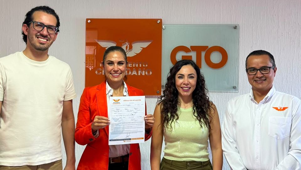 León: Alejandra Gutiérrez se registra en Movimiento Ciudadano