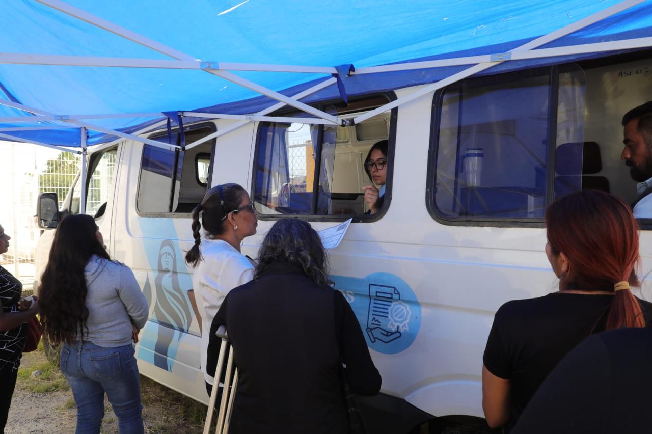 León: Gobierno de la Gente trabaja con empresas por familias leonesas