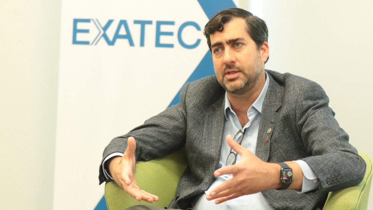 León refuerza su educación con el nuevo plan del Tec de Monterrey