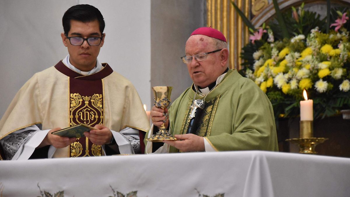 Luis Felipe Gallardo Martín del Campo conmemora 25 años como obispo en Irapuato