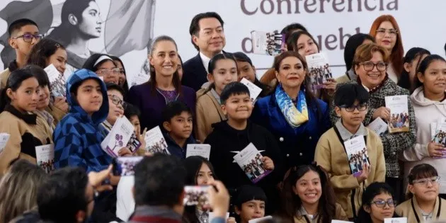 México: SEP regulará uso de celulares en escuelas tras apoyo docente