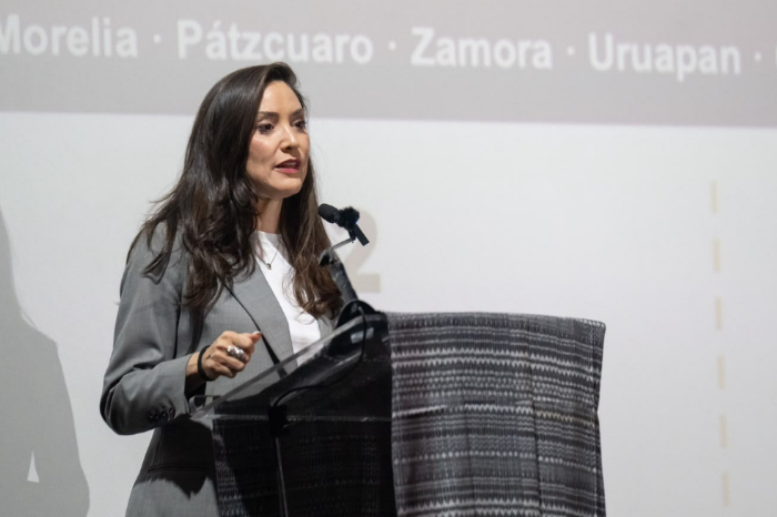 Morelia: Curiel destaca la necesidad de transformar comunidades mediante becas