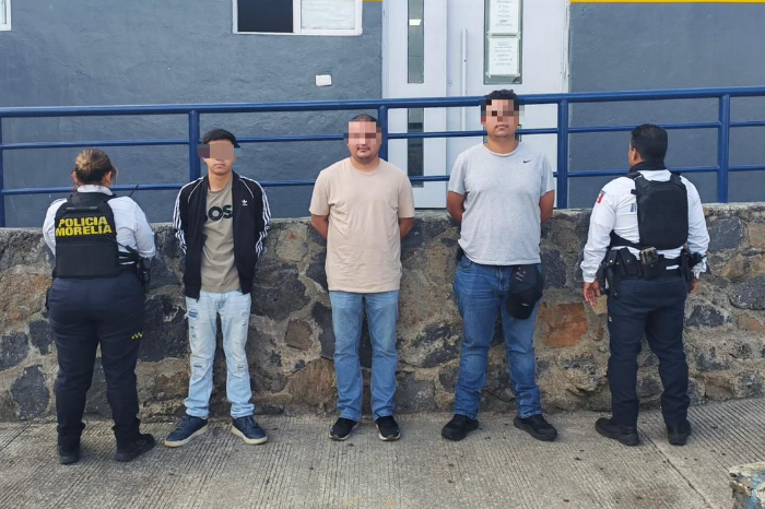 Morelia: Detienen a tres hombres tras recuperación de camioneta robada