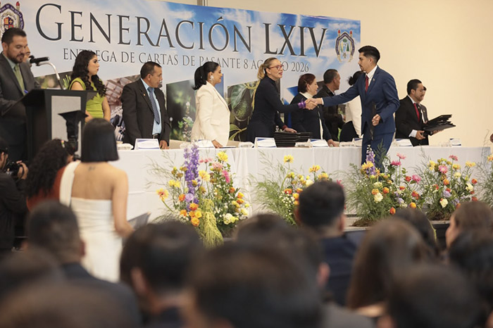 Morelia: Yarabí Ávila resalta el papel de la UMSNH en Michoacán