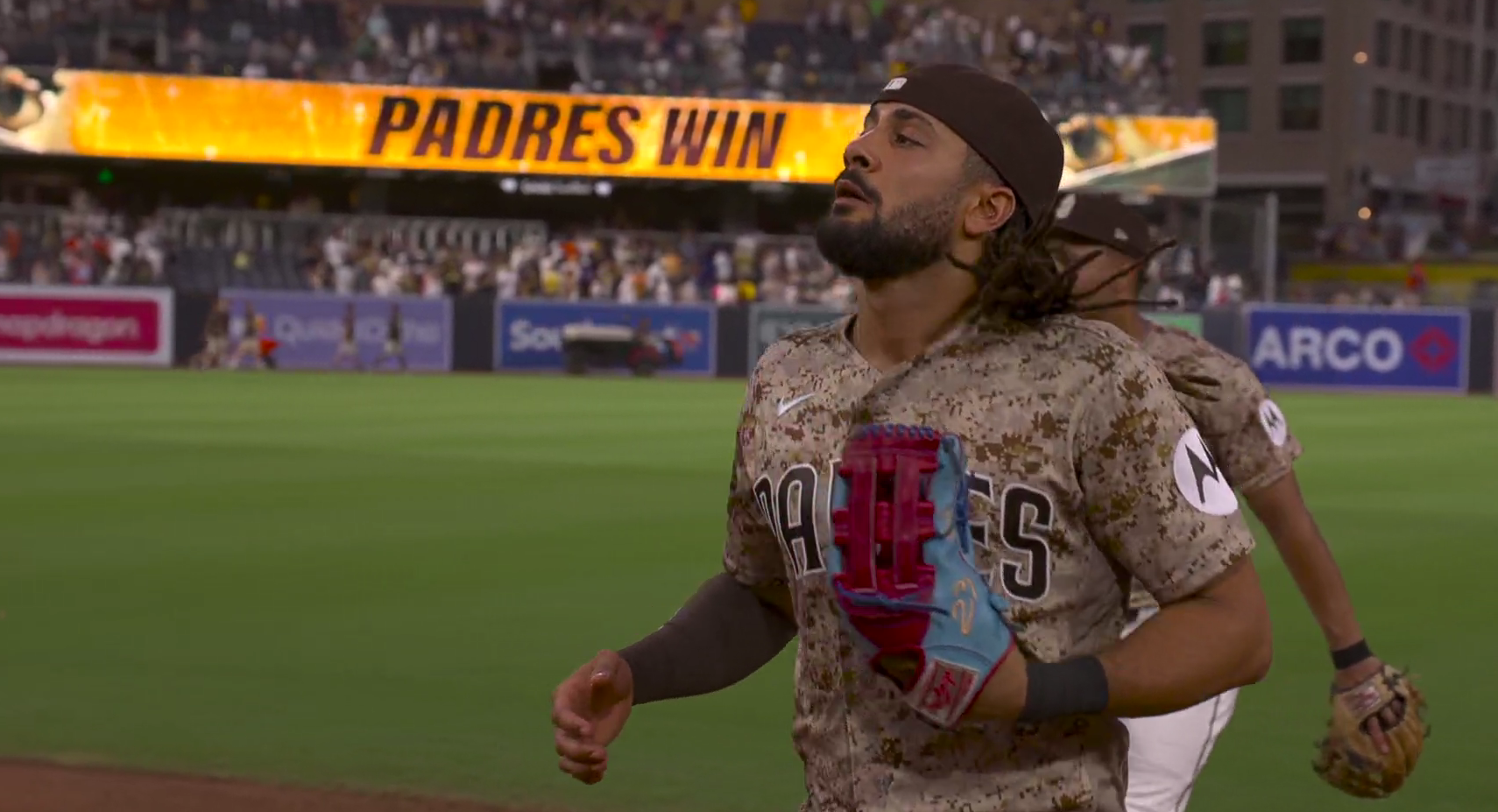 Padres goleán 7-2 a Astros y conquistan la serie