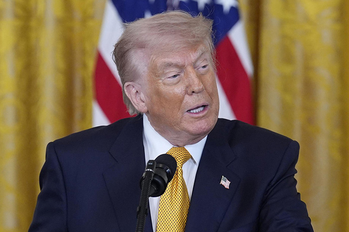 Pausa de Trump a aranceles del 50 % a Canadá por tres días