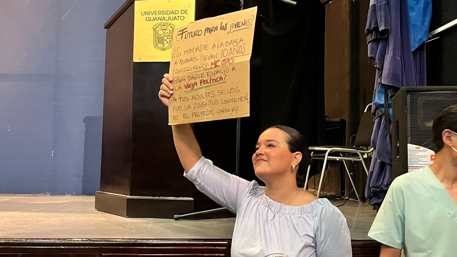 PRI: Abucheos a Máynez en Guanajuato