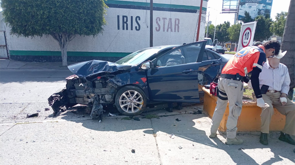 San Francisco: Choque vial deja dos lesionados leves