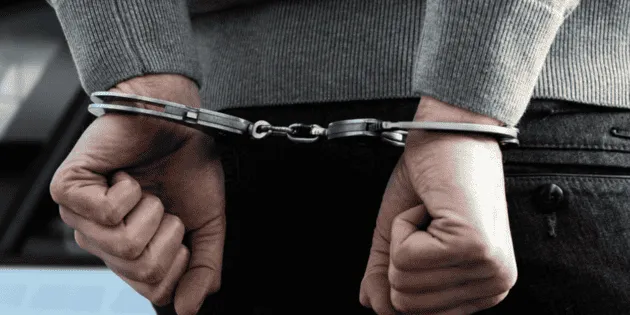Tianguismanalco: Detienen al alcalde por presunta violación