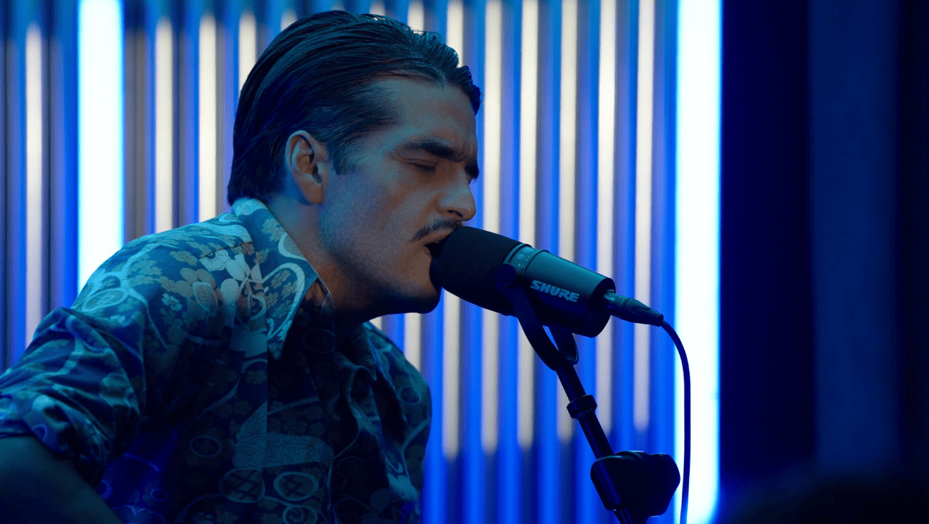 Alejandro Franco estrena Studio Azul con Felipe Botello en SesioneS Off Season