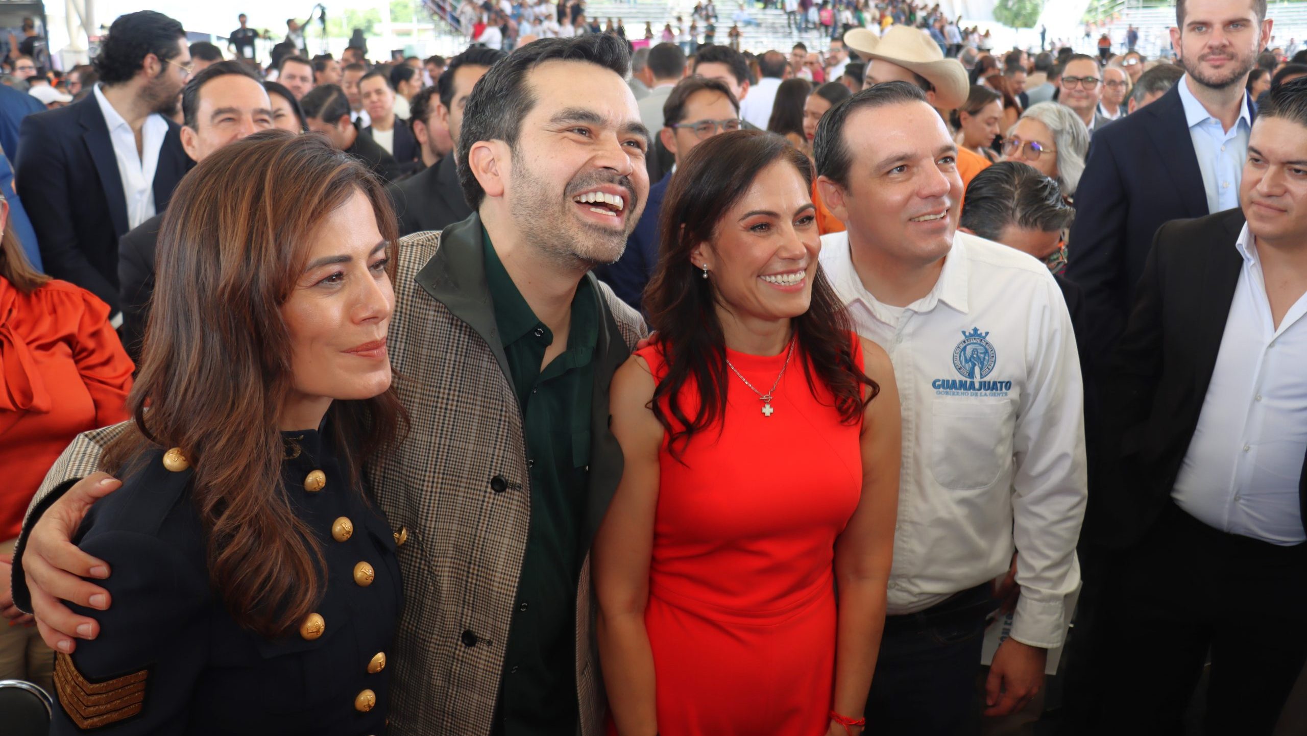Álvarez Máynez: Presenta cartas a Alejandra Gutiérrez y Jiménez Lona para 2030
