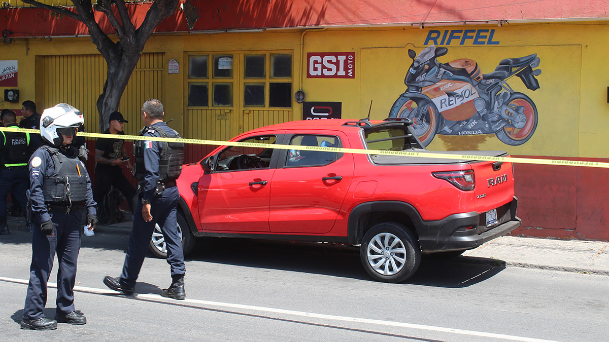 Asesinan a balazos a copiloto en León, en Mariano Escobedo