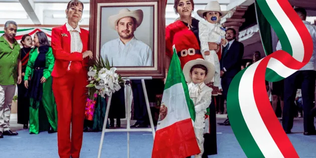 Durango: Grecia Quiroz rinde homenaje a Carlos Manzo en su Grito de Independencia