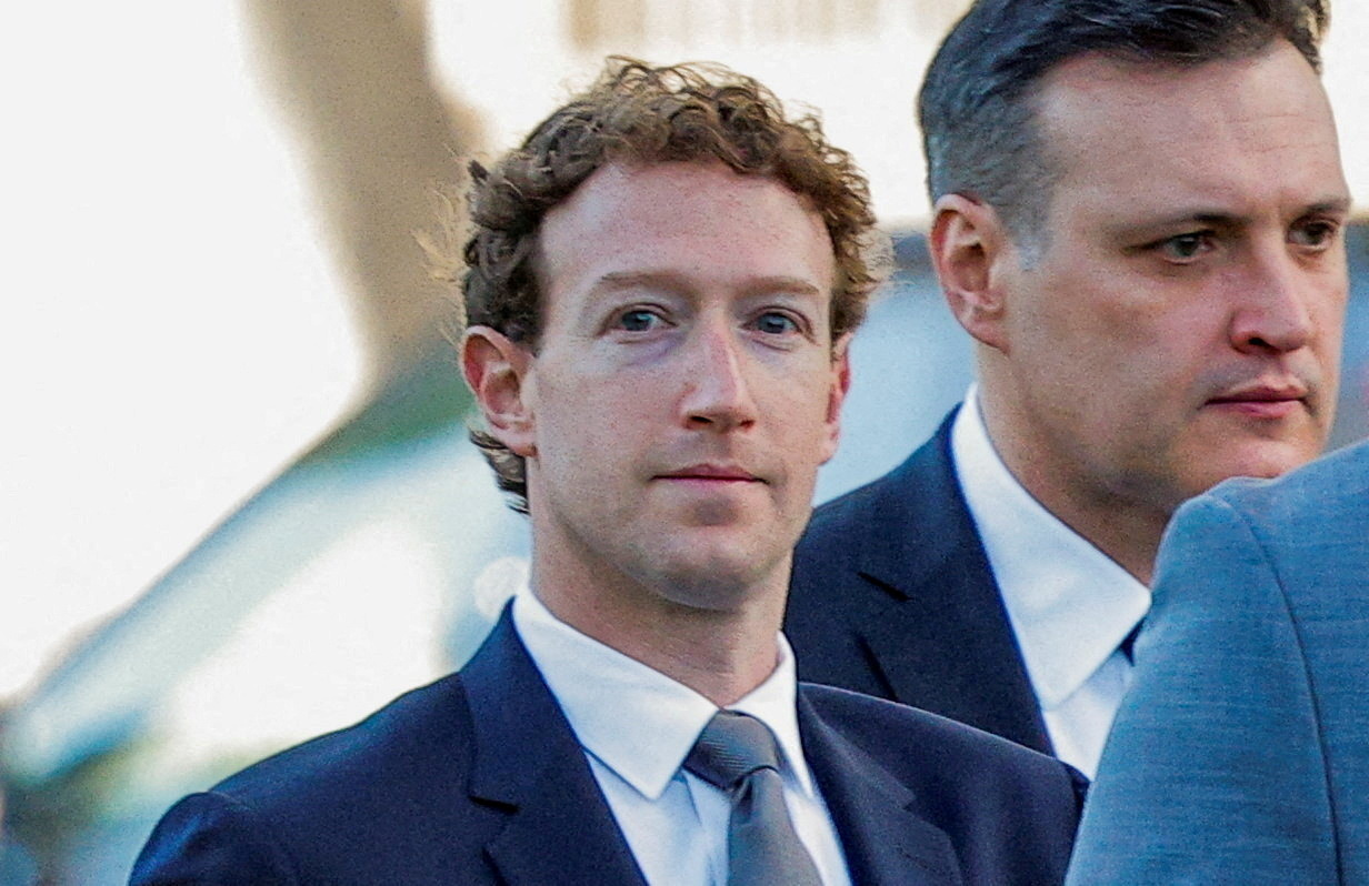Facebook engaña a usuarios sobre privacidad, dictamina jurado internacional