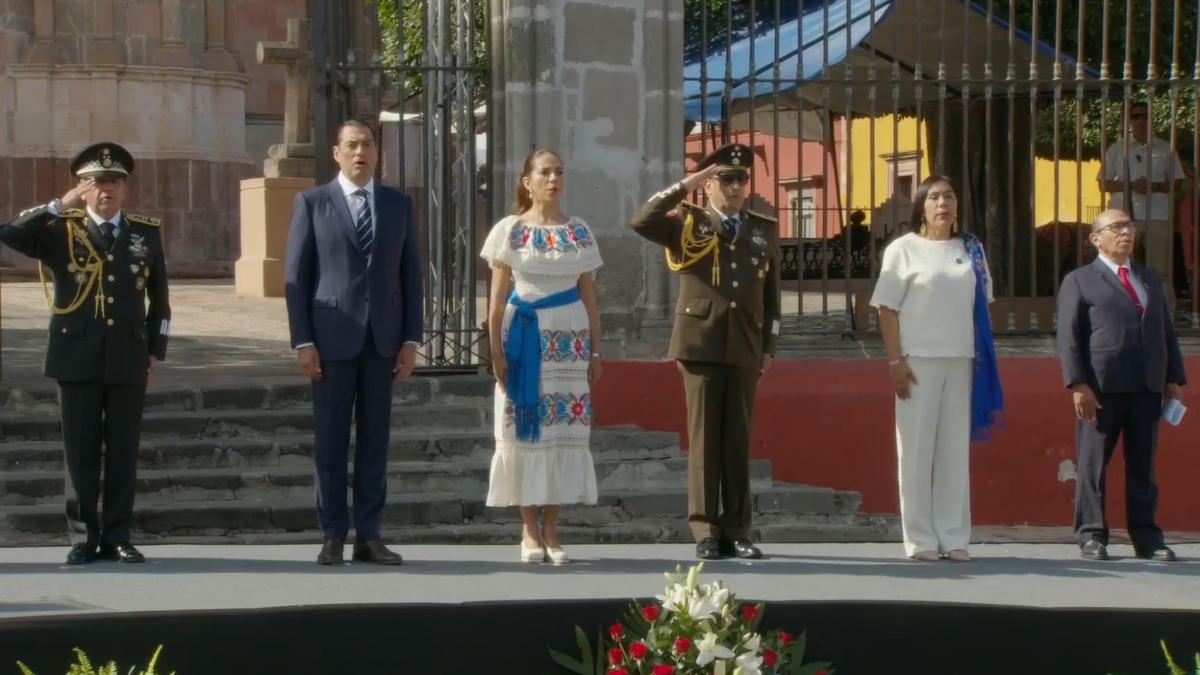 Guanajuato: Celebran desfile por el aniversario de la Independencia