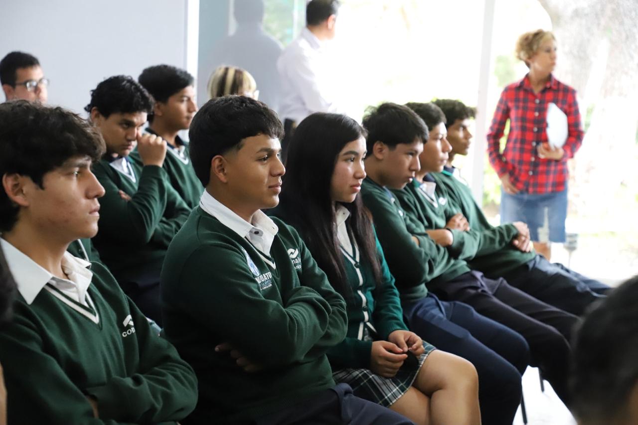 Guanajuato: Docente de CONALEP será capacitado en automotriz en Japón