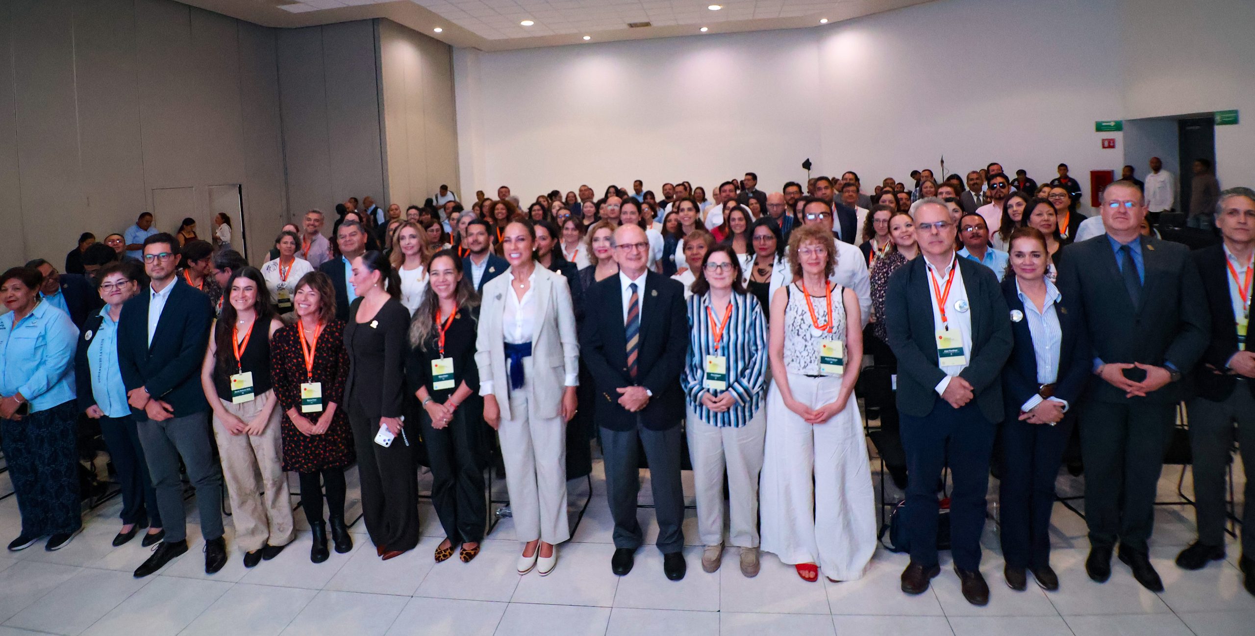 Guanajuato: Especialistas internacionales analizan política "Leer a Tiempo"