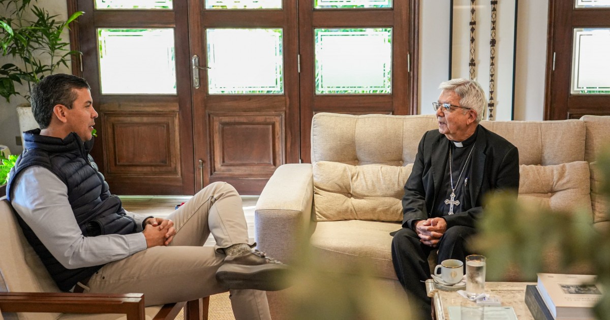 Iglesia advierte sobre crisis médica: "La salud no puede depender del humor fiscal"