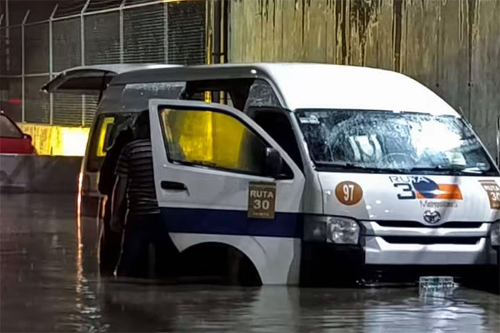 Inundación en Edomex: Seis fallecidos en transporte público