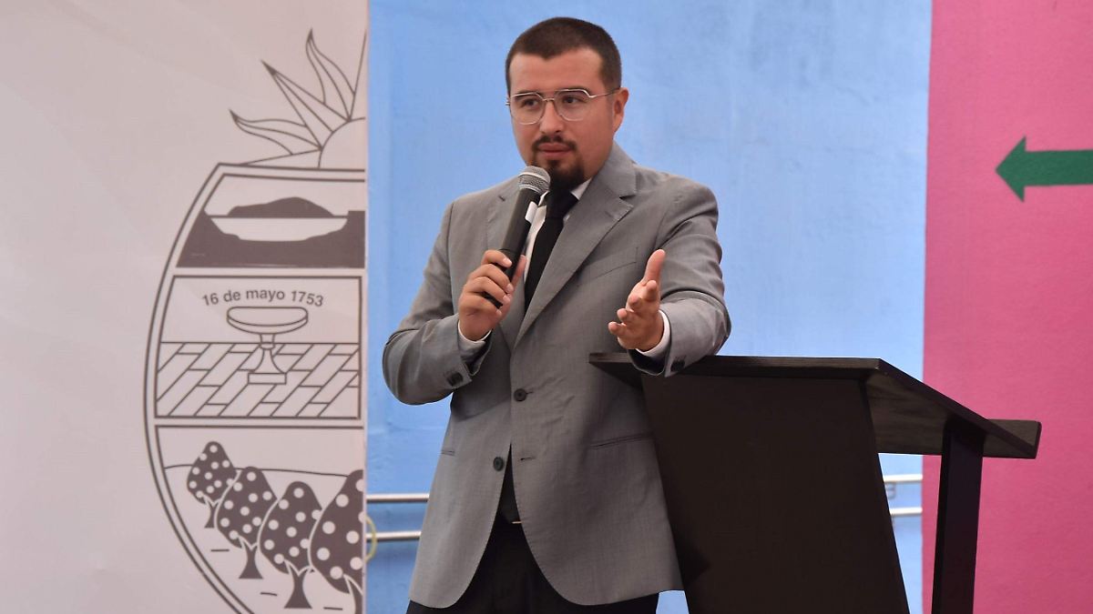 Job Gallardo presenta nuevos avances y proyectos para Abasolo