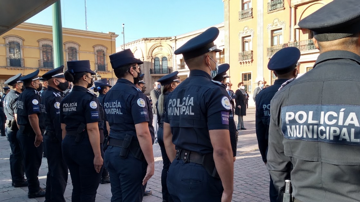 León destina 3.5 millones de pesos en uniformes para policías