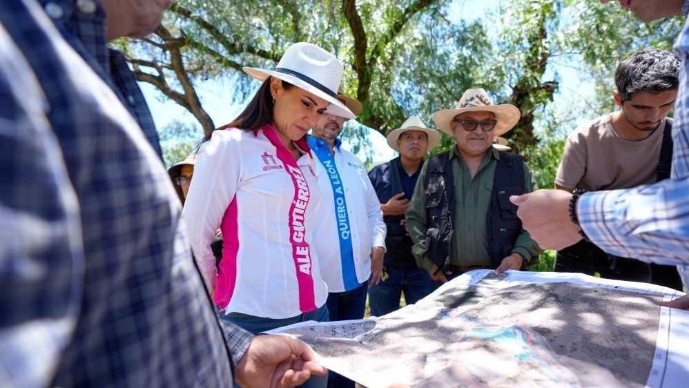 León limita la transparencia en datos de contratistas de 468 obras
