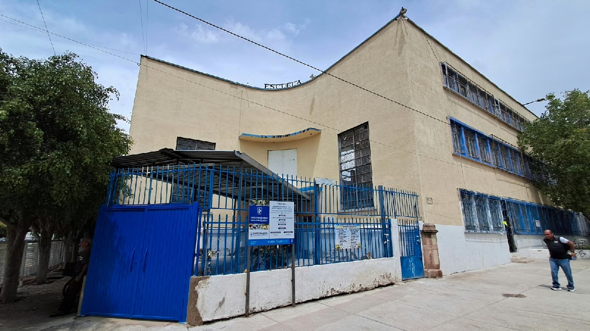 León: Regreso a clases en primaria Martín Muñoz tras revisión segura