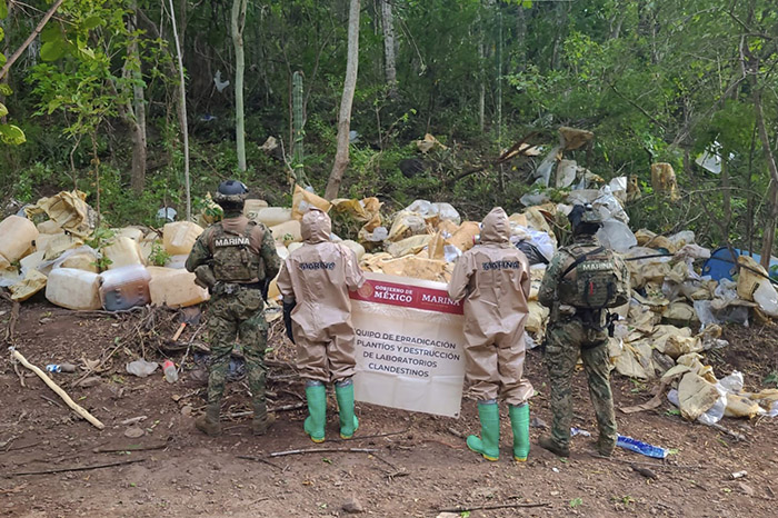 Metanfetamina: Inhabilitan laboratorio en Sinaloa con 750 kg