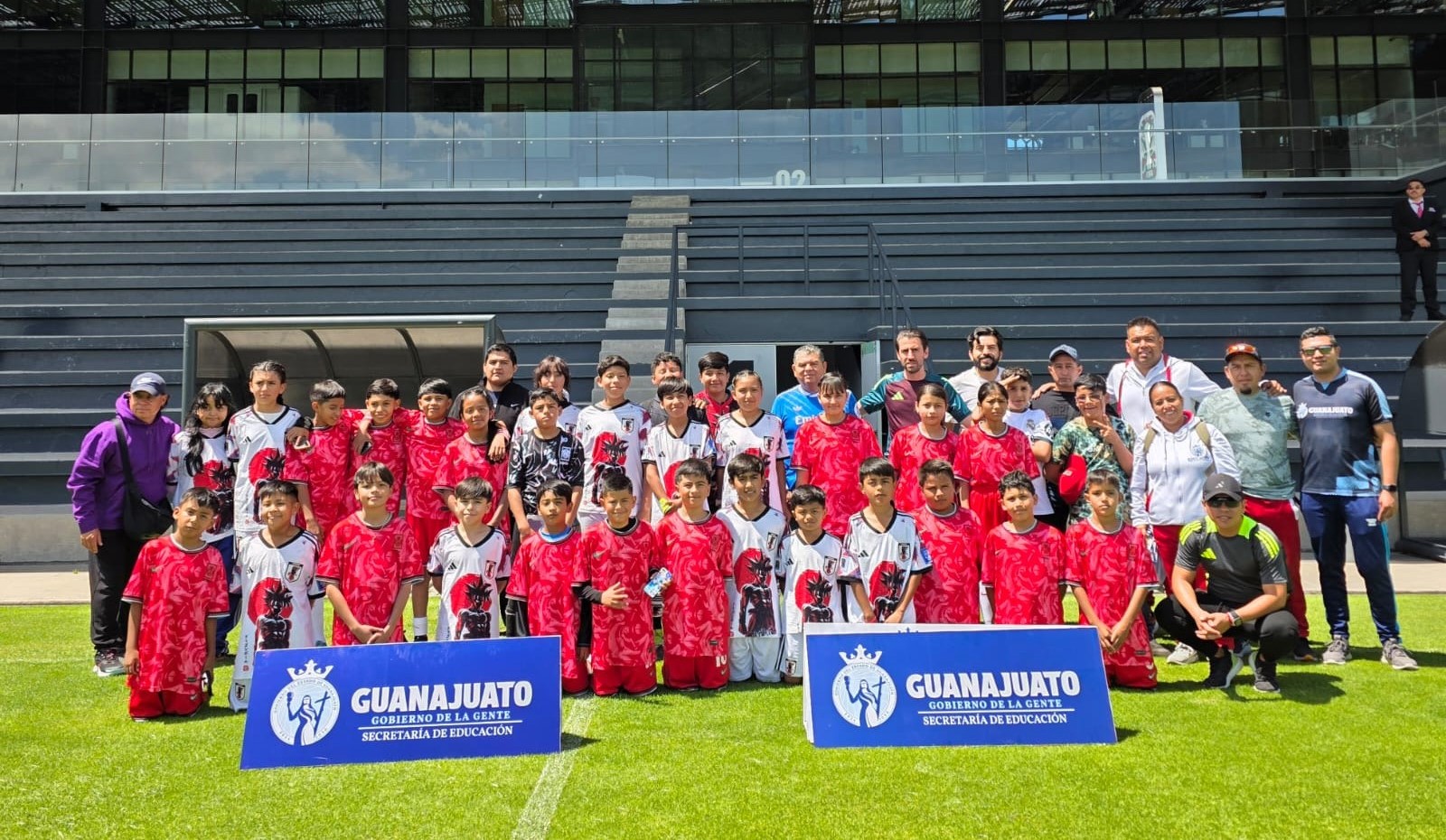 Minimundialito Escolar 2026: Campeones se enfrentan en la FMF
