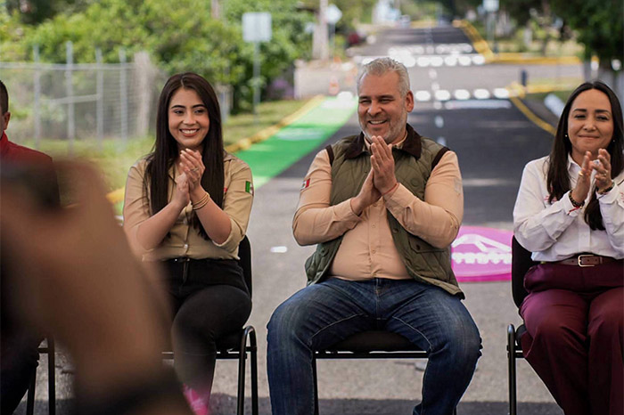 Morelia: Yohana Mendoza impulsa inversión en obras y proyectos sociales
