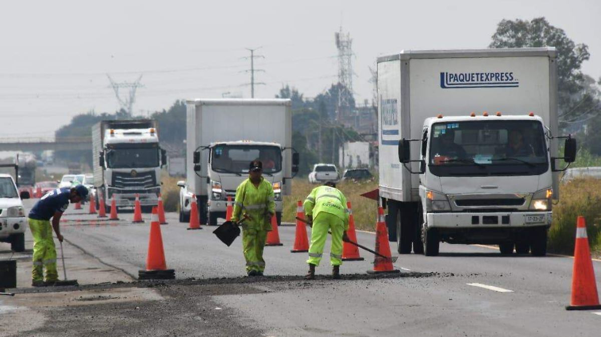 Obras en Irapuato aumentan costos para taxis y transporte de carga