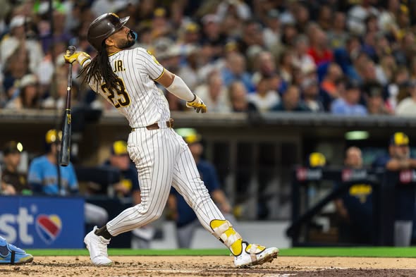 Padres sufren caída 4-3, Tatis Jr. brilla con dos jonrones
