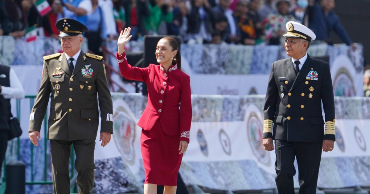 Sheinbaum destaca la soberanía en el desfile militar de México