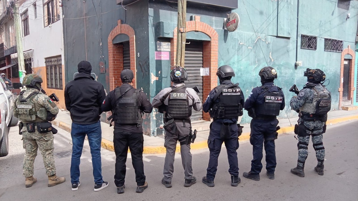 Silao: Aseguran personas y drogas en cateos a cantinas locales