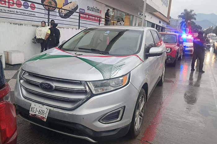 Zitácuaro: Detenido hombre con camioneta robada en Cuitzeo