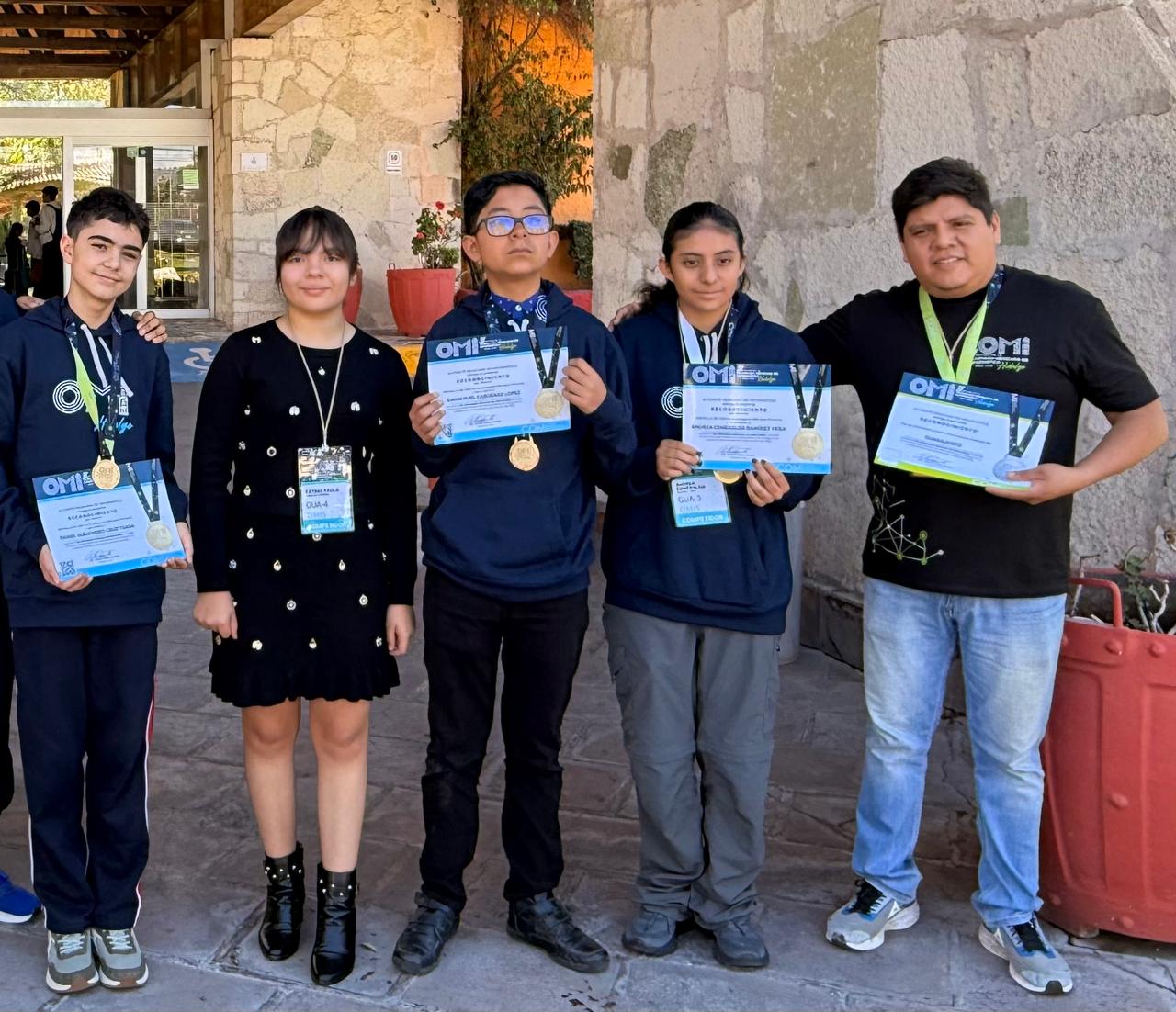 Guanajuato gana tres oros en Olimpiada de Informática