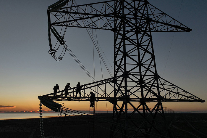 CFE presenta 50 proyectos de transmisión eléctrica a nivel nacional