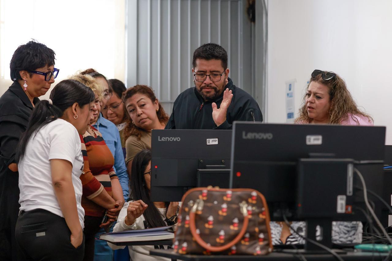 Guanajuato: Gobierno capacita a más de mil guanajuatenses en oficios técnicos y AI