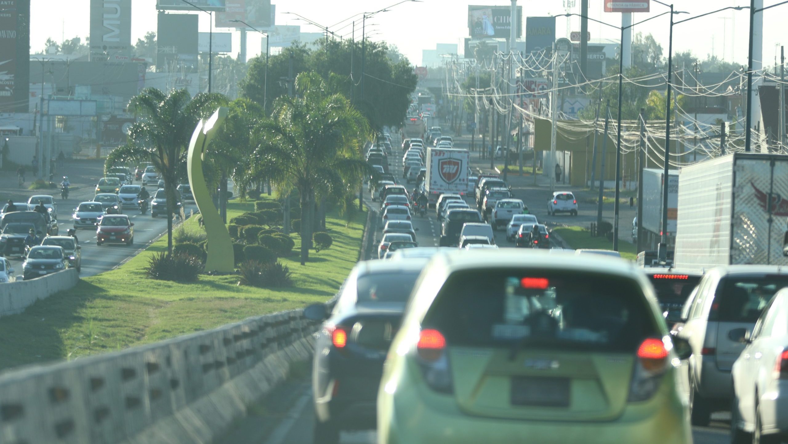 León pierde 3.4 mmdp por problemas de tráfico y movilidad urbana