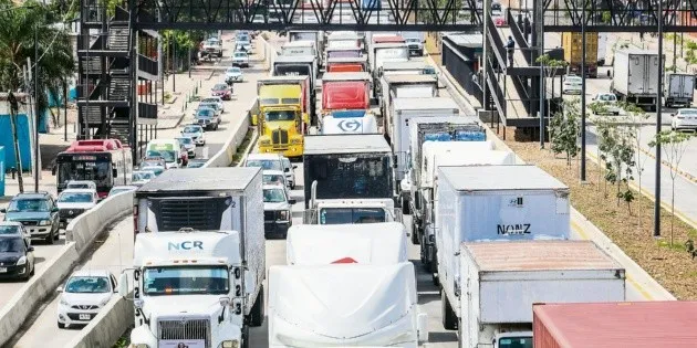 México: Transportistas inician paro nacional por inseguridad