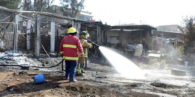 San Miguel Zacaola: Explosión de polvorín deja dos heridos