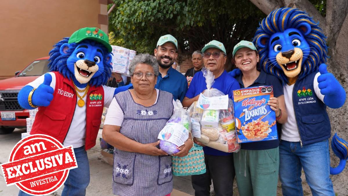 Tocando Corazones: Reparten despensas, tinacos y mochilas en la comunidad